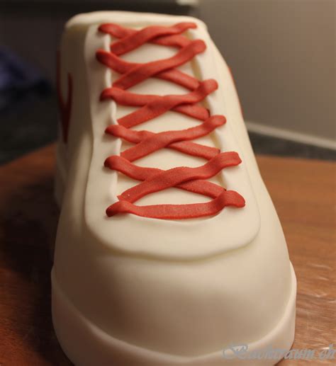 Sneaker Torte 